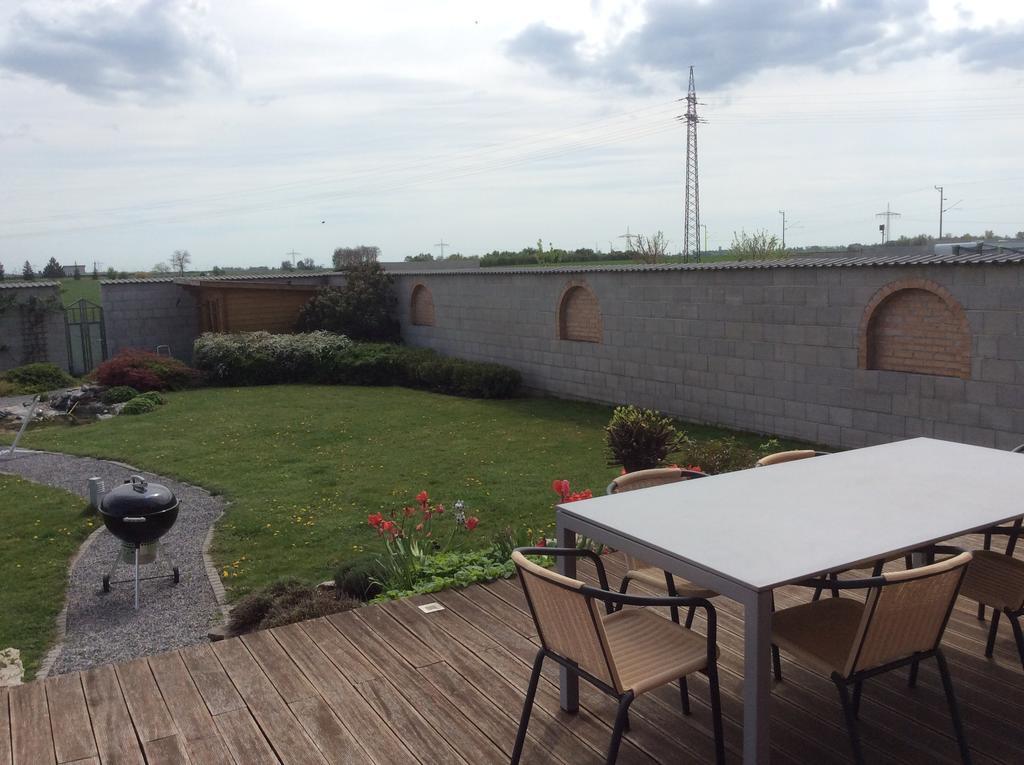 Lakeside Villa فرونكرشن المظهر الخارجي الصورة